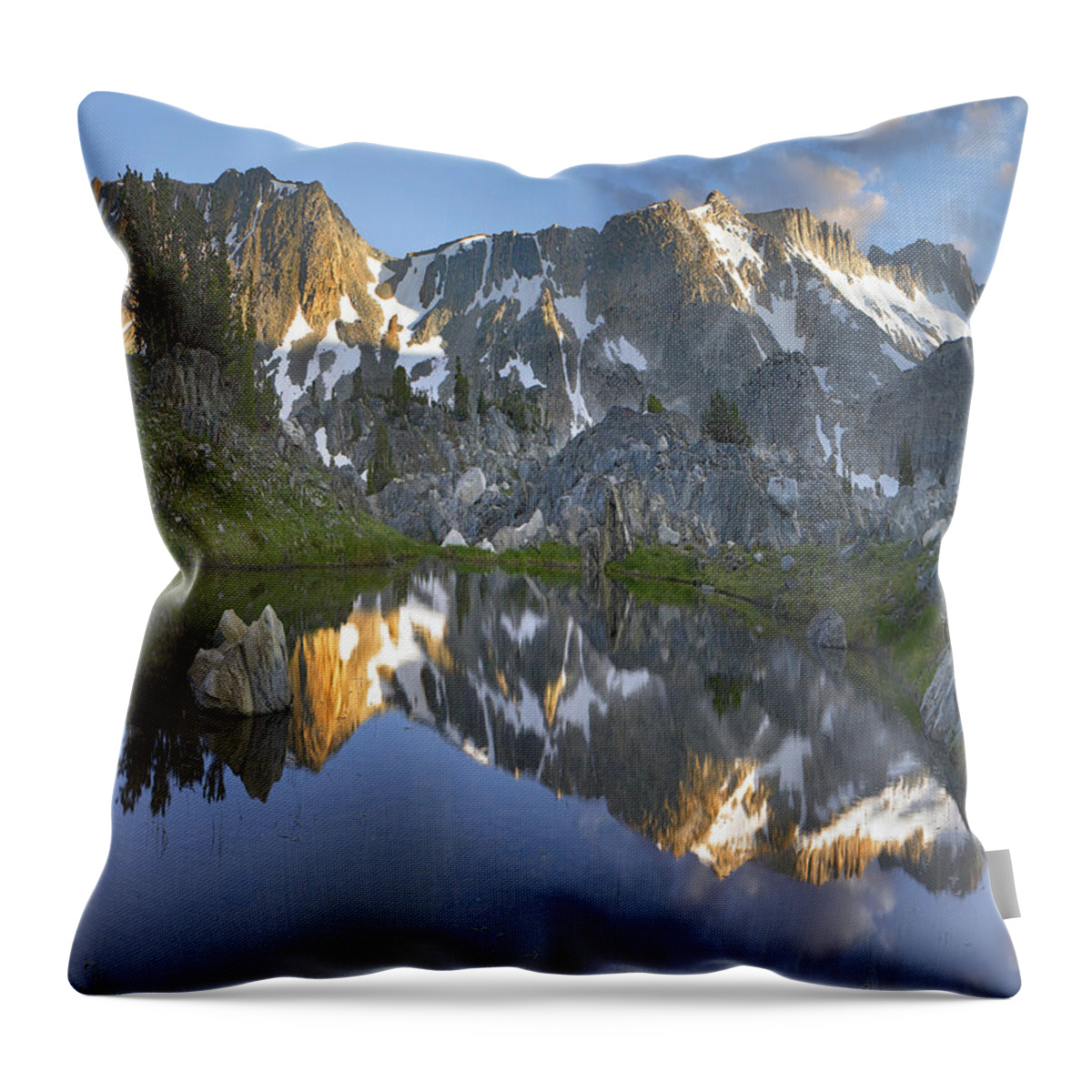 00486953 Throw Pillow featuring the photograph Reflections In Wasco Lake Twenty Lakes by Tim Fitzharris