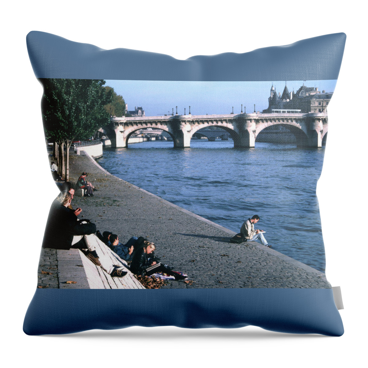 River Throw Pillow featuring the photograph Relaxing Along the Seine by Tom Wurl