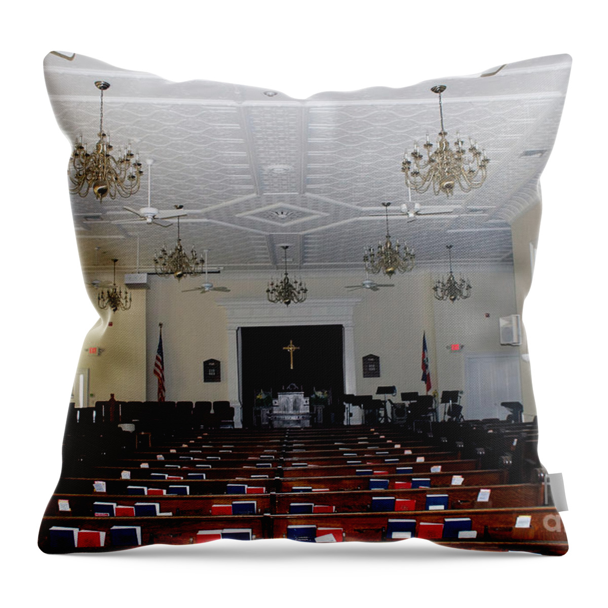 The Mattituck Presbyterian Church Throw Pillow featuring the photograph Mattituck Presbyterian Church #1 by Steven Spak