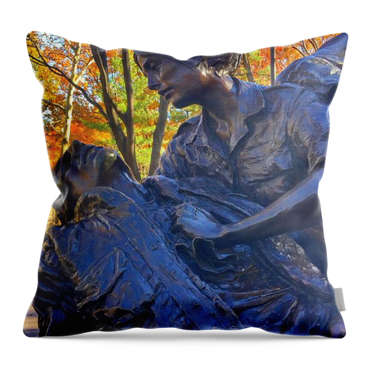 The Vietnam Women's Memorial Is A Memorial Dedicated To The Women Of The United States Who Served In The Vietnam War Throw Pillow featuring the photograph Vietnam Womans Memorial #1 by Bill Rogers