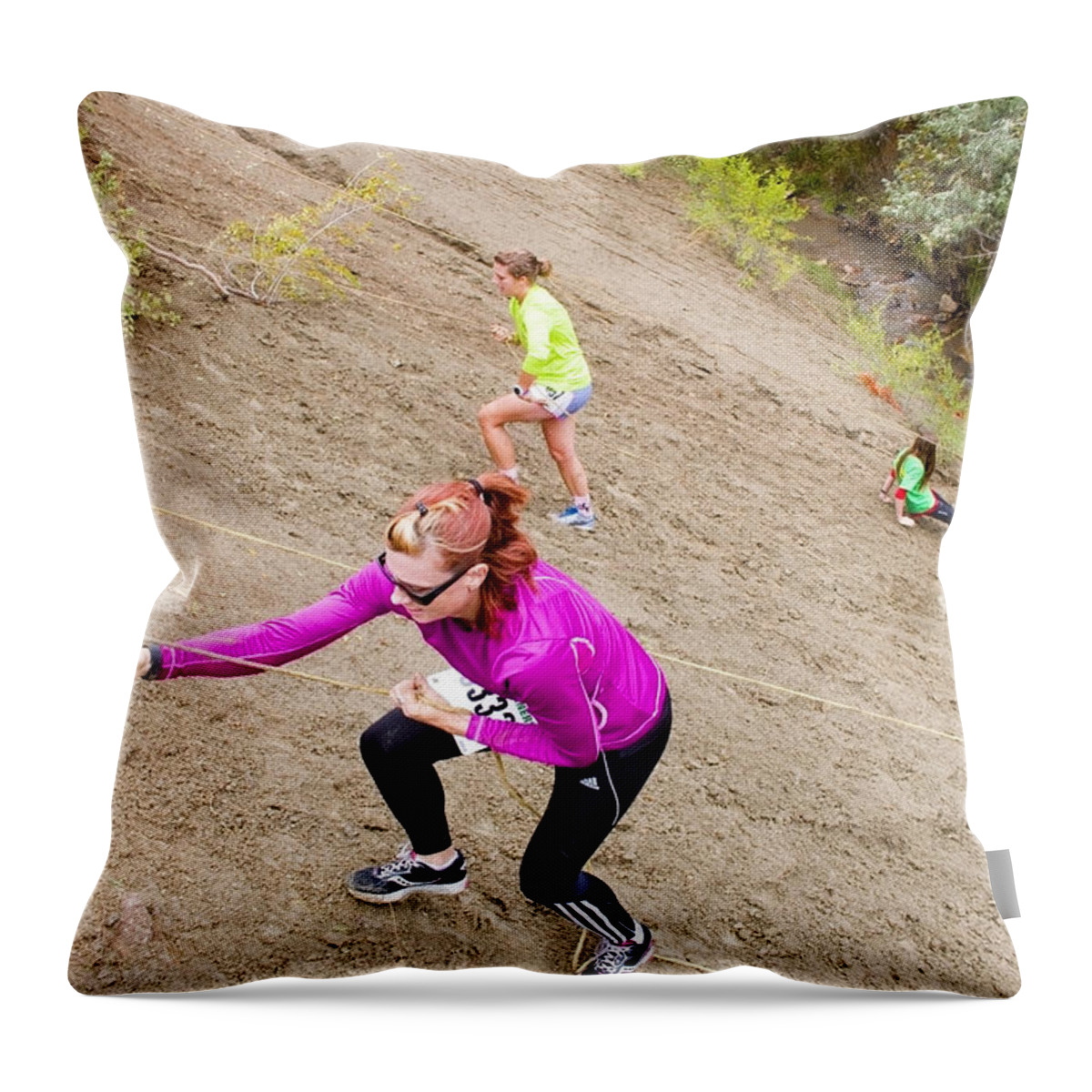 Pikes Peak Road Runners Throw Pillow featuring the photograph Pikes Peak Road Runners Fall Series Race #11 by Steven Krull