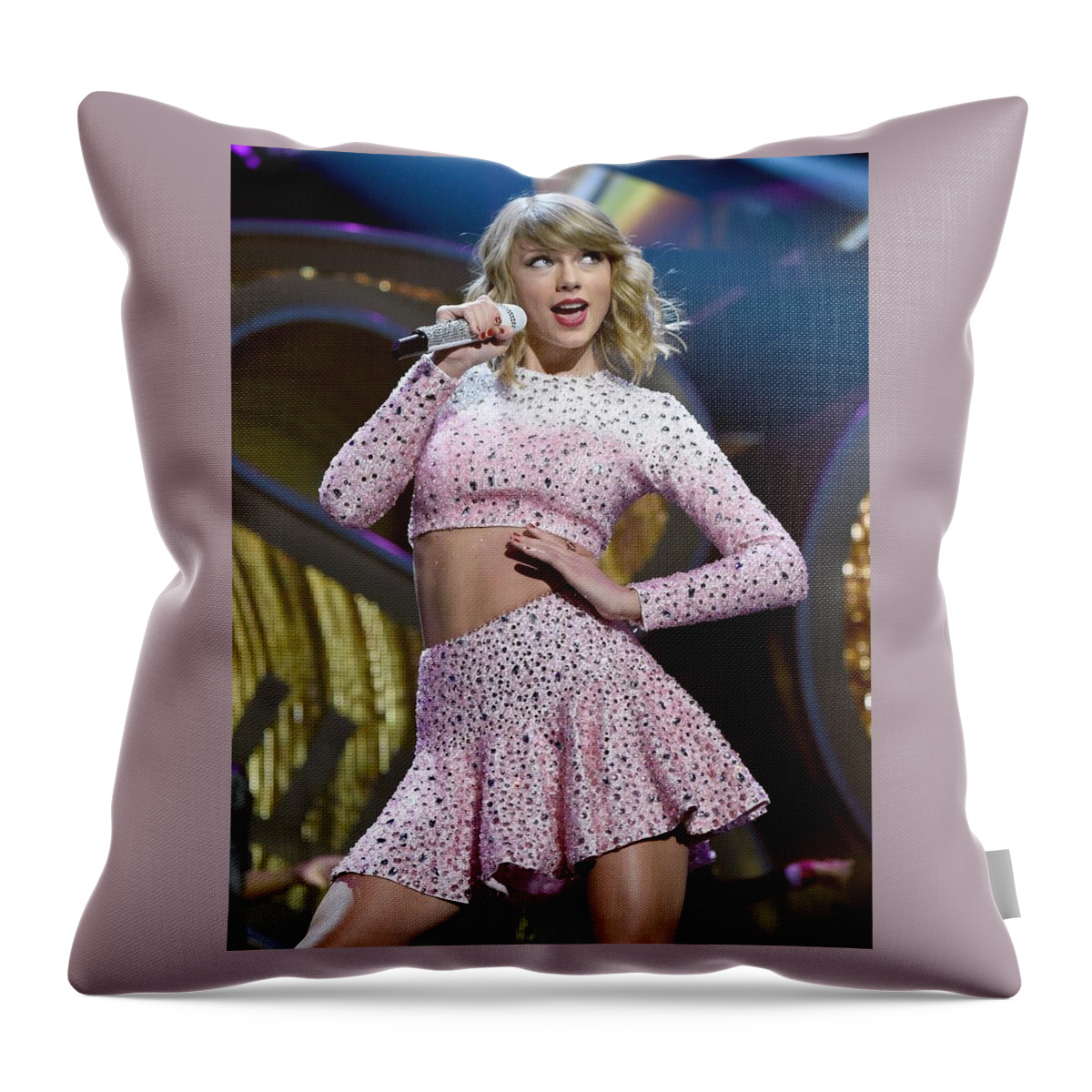 Taylor Swift Throw Pillow featuring the photograph Taylor Swift #11 by Mariel Mcmeeking
