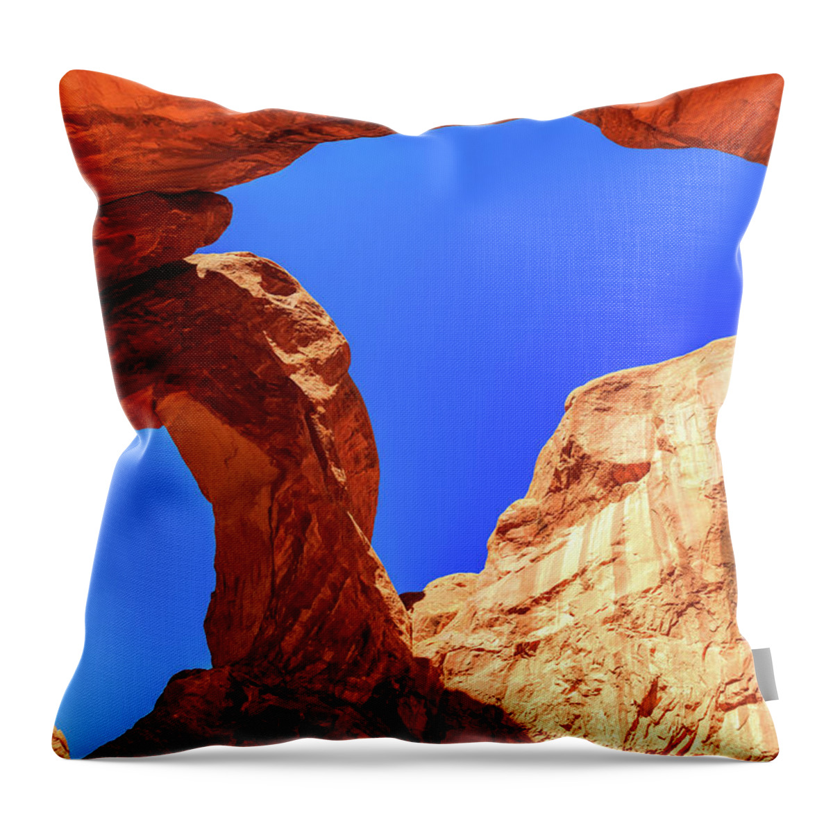 Arches National Park Throw Pillow featuring the photograph Arches National Park #2 by Raul Rodriguez