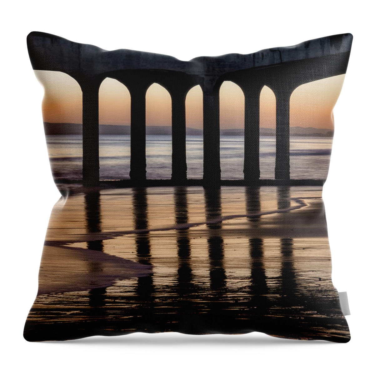 Boscombe Pier Throw Pillow featuring the photograph Boscombe - England #4 by Joana Kruse