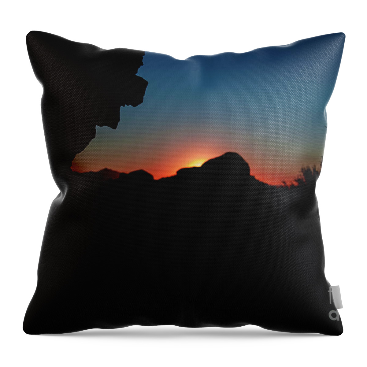 Scottsdale Arizona Throw Pillow featuring the photograph A Beautiful Night... by Deborah Klubertanz