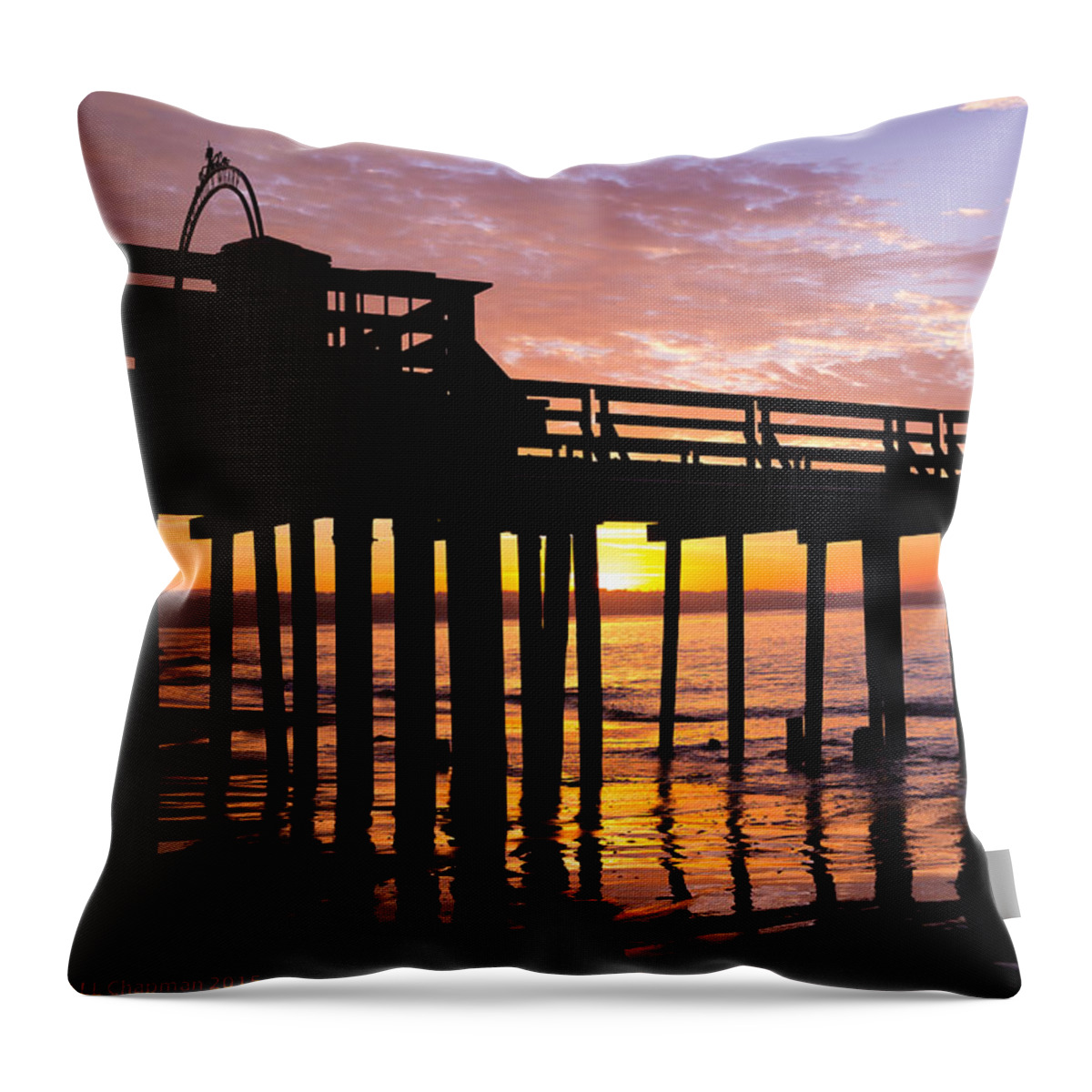 Sunrise Throw Pillow featuring the photograph A quiet and beautiful start by Lora Lee Chapman