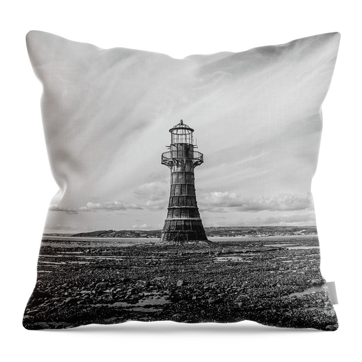 Light Throw Pillow featuring the photograph Abandoned Light House Whiteford by Edward Fielding