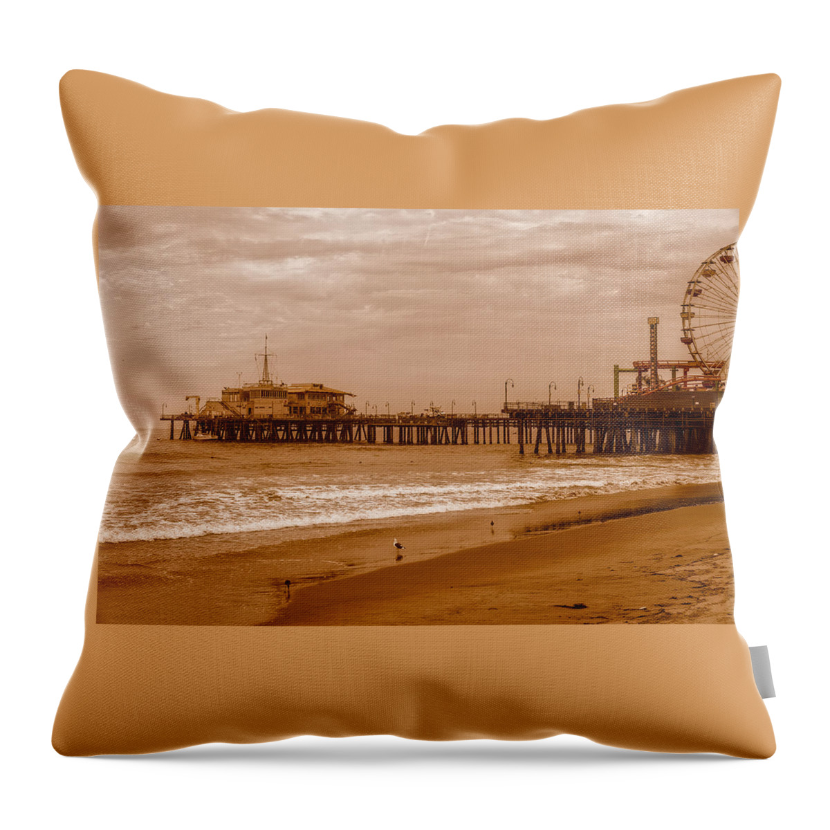 Santa Monica Pier Throw Pillow featuring the photograph Another great day at the seashore - Santa Monica by Gene Parks