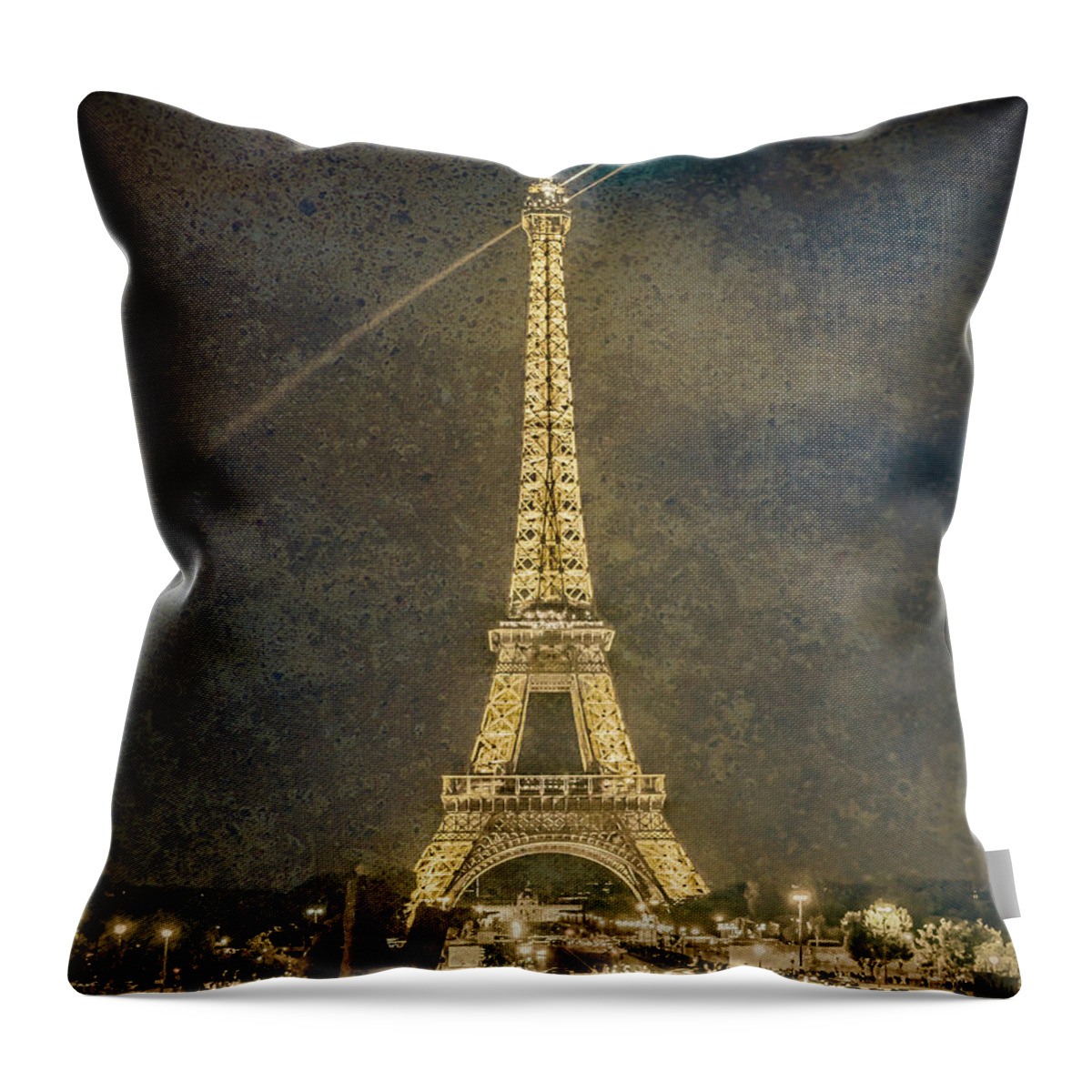 Eiffel Tower Throw Pillow featuring the photograph Paris, France - Beacon by Mark Forte