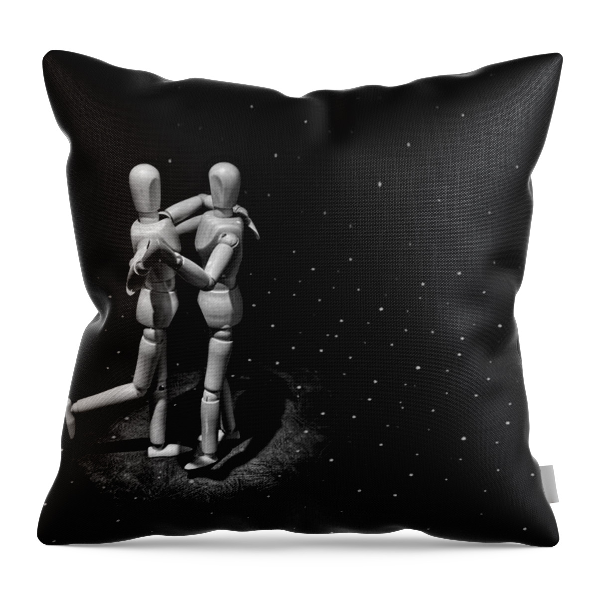 Woody Throw Pillow featuring the photograph Wonderful Tonight by Mark Fuller