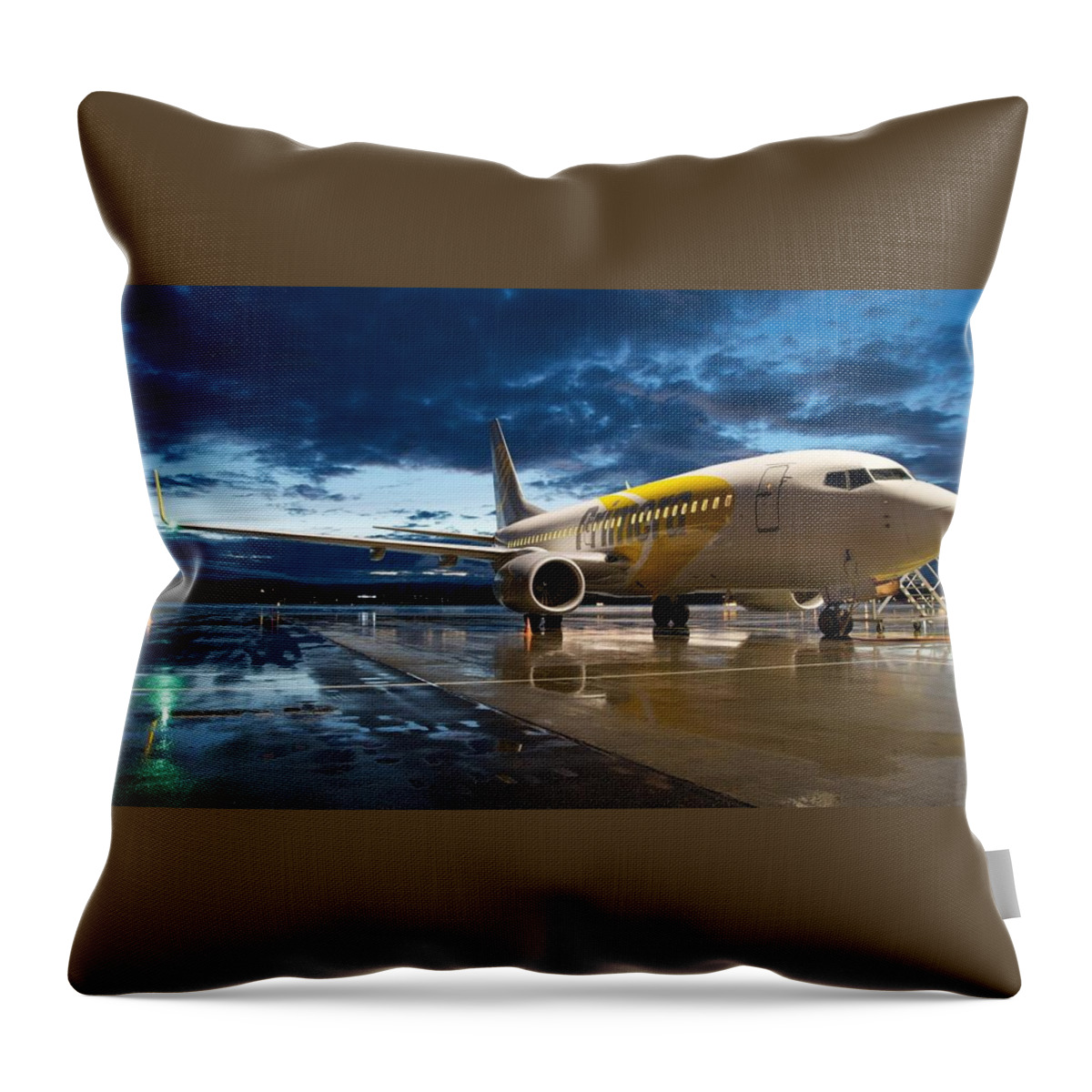 Boeing 737 Throw Pillow featuring the photograph Boeing 737 by Jackie Russo