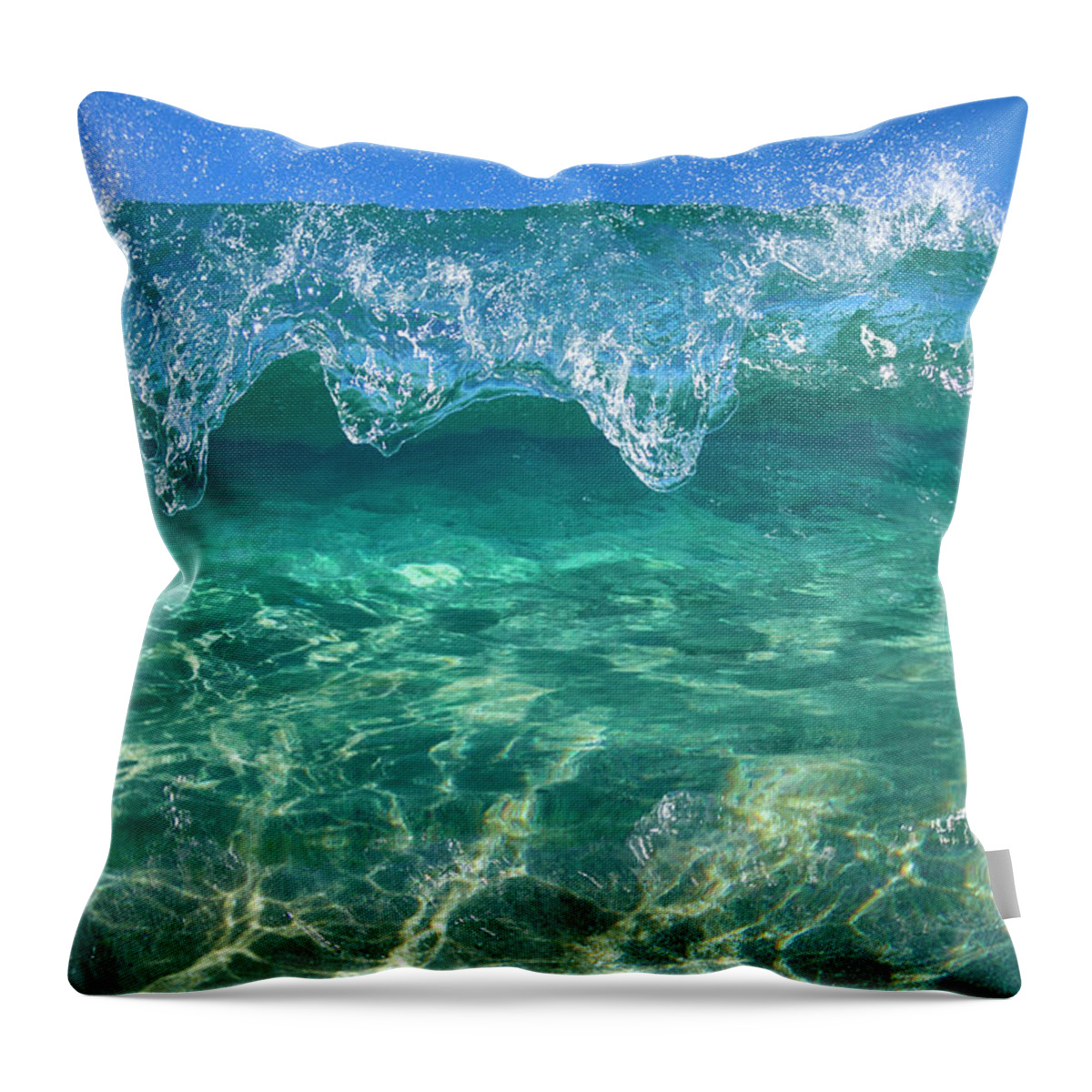 Crystal Clam Throw Pillow featuring the photograph Crystal Clam by Sean Davey