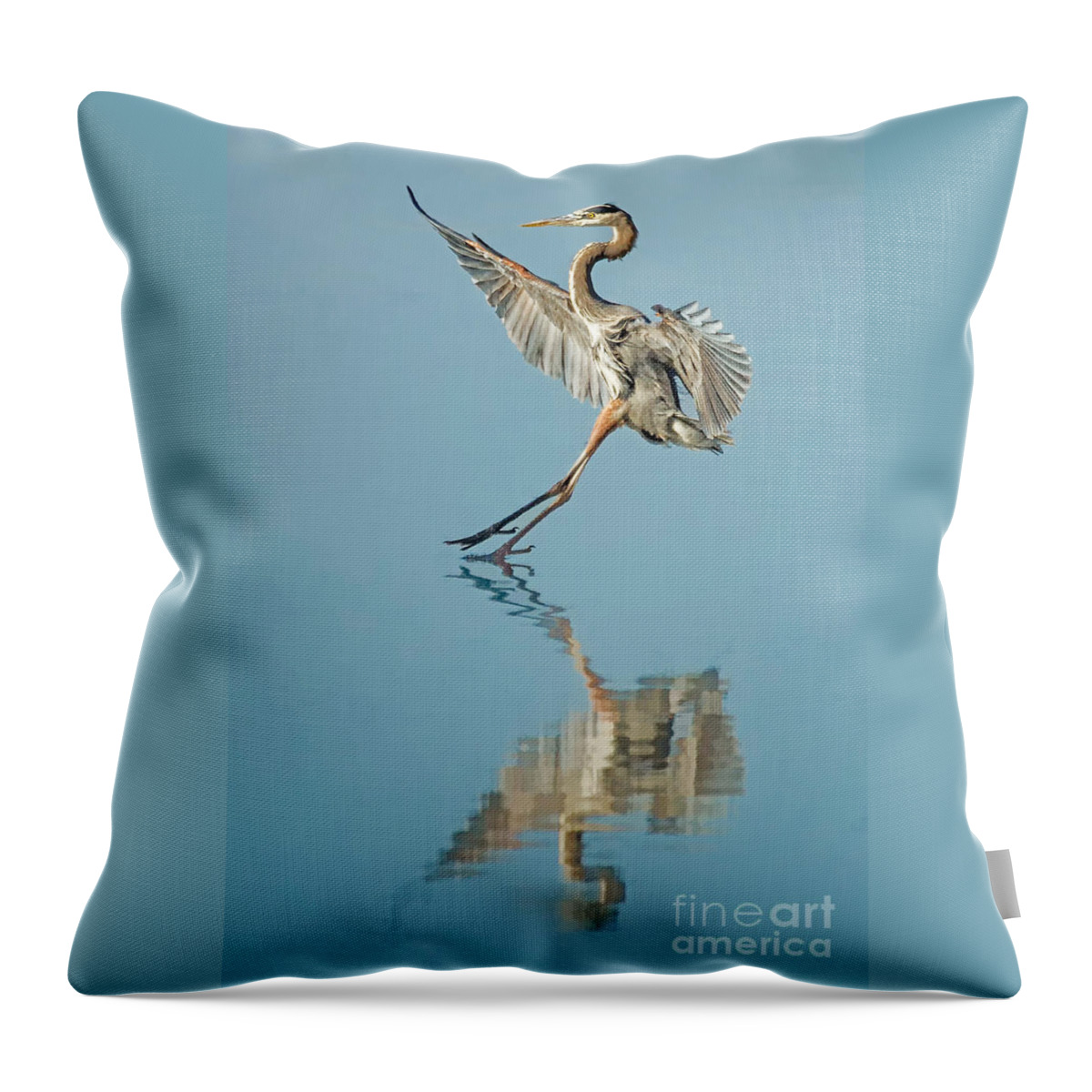 Animal Throw Pillow featuring the photograph Elegance by Alice Cahill