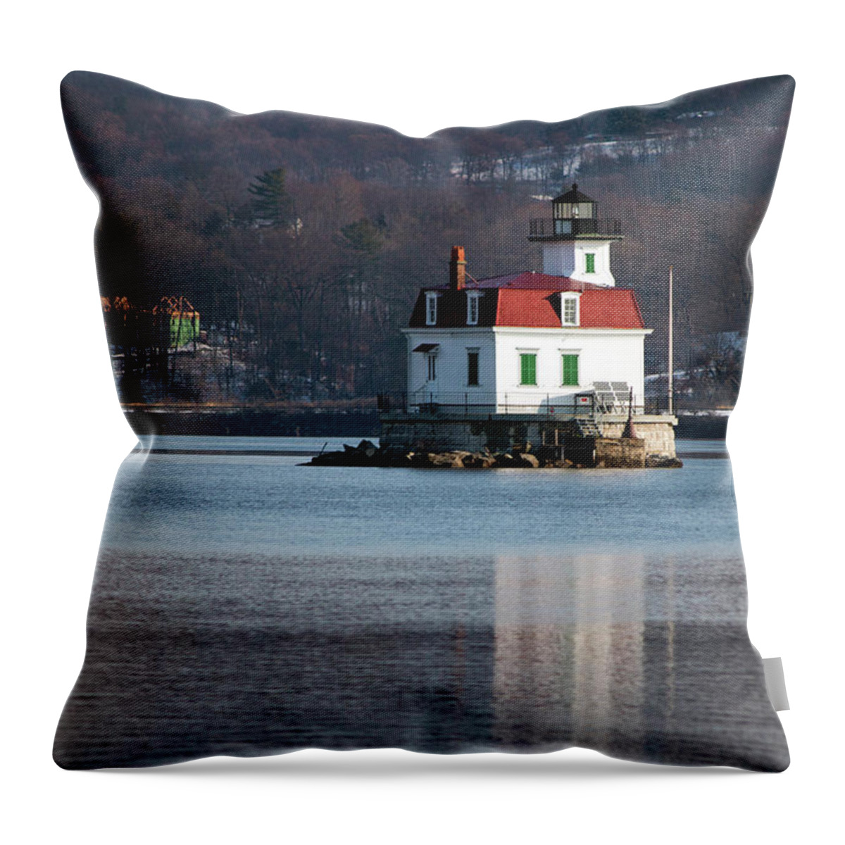 Lighthouse Throw Pillow featuring the photograph Esopus Lighthouse in December by Jeff Severson