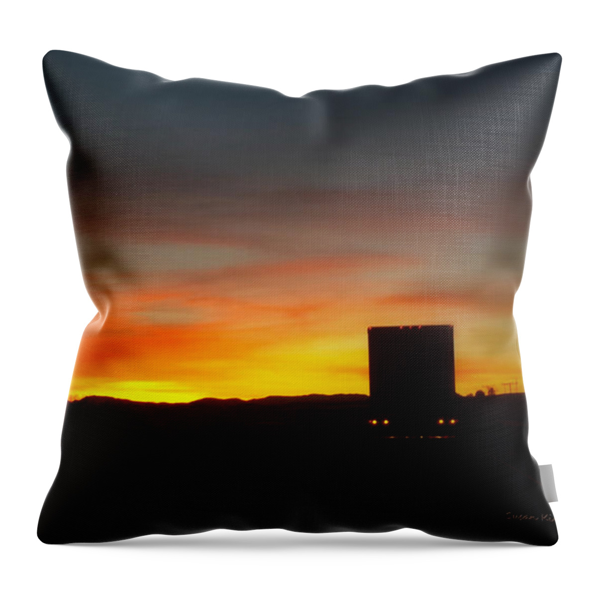 Montana Throw Pillow featuring the digital art Evening Sky 8 by Susan Kinney