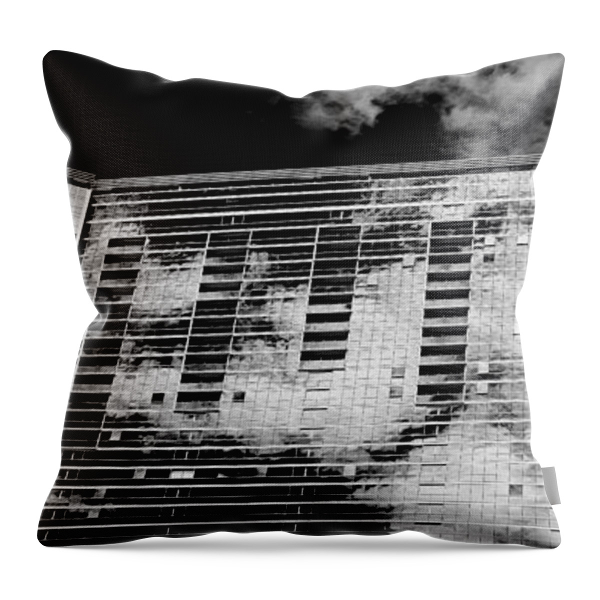 Black And White Throw Pillow featuring the photograph FLA-150531-ND800E-25118-bw by Fernando Lopez Arbarello