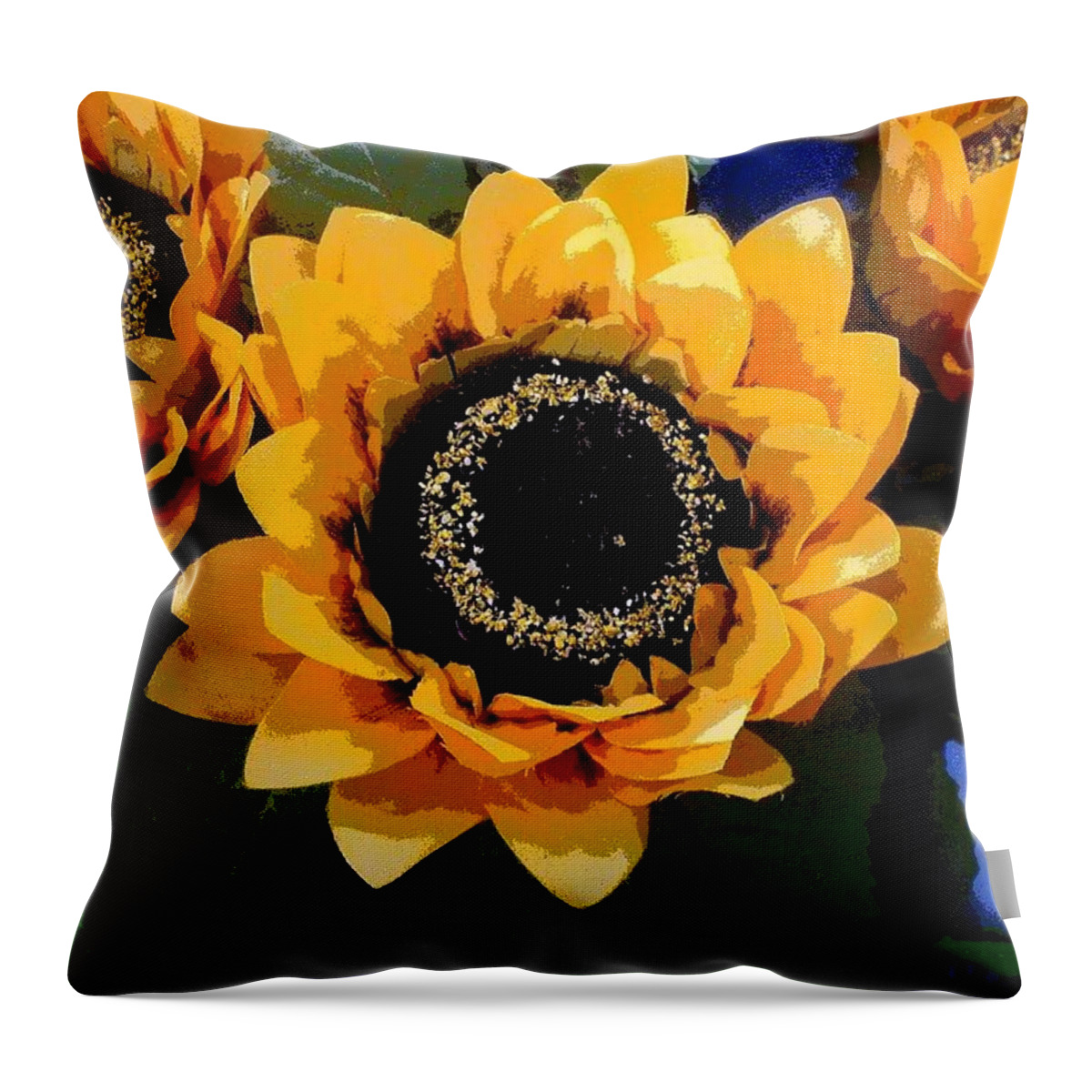 Flower Throw Pillow featuring the photograph Full Expression by Andy Rhodes