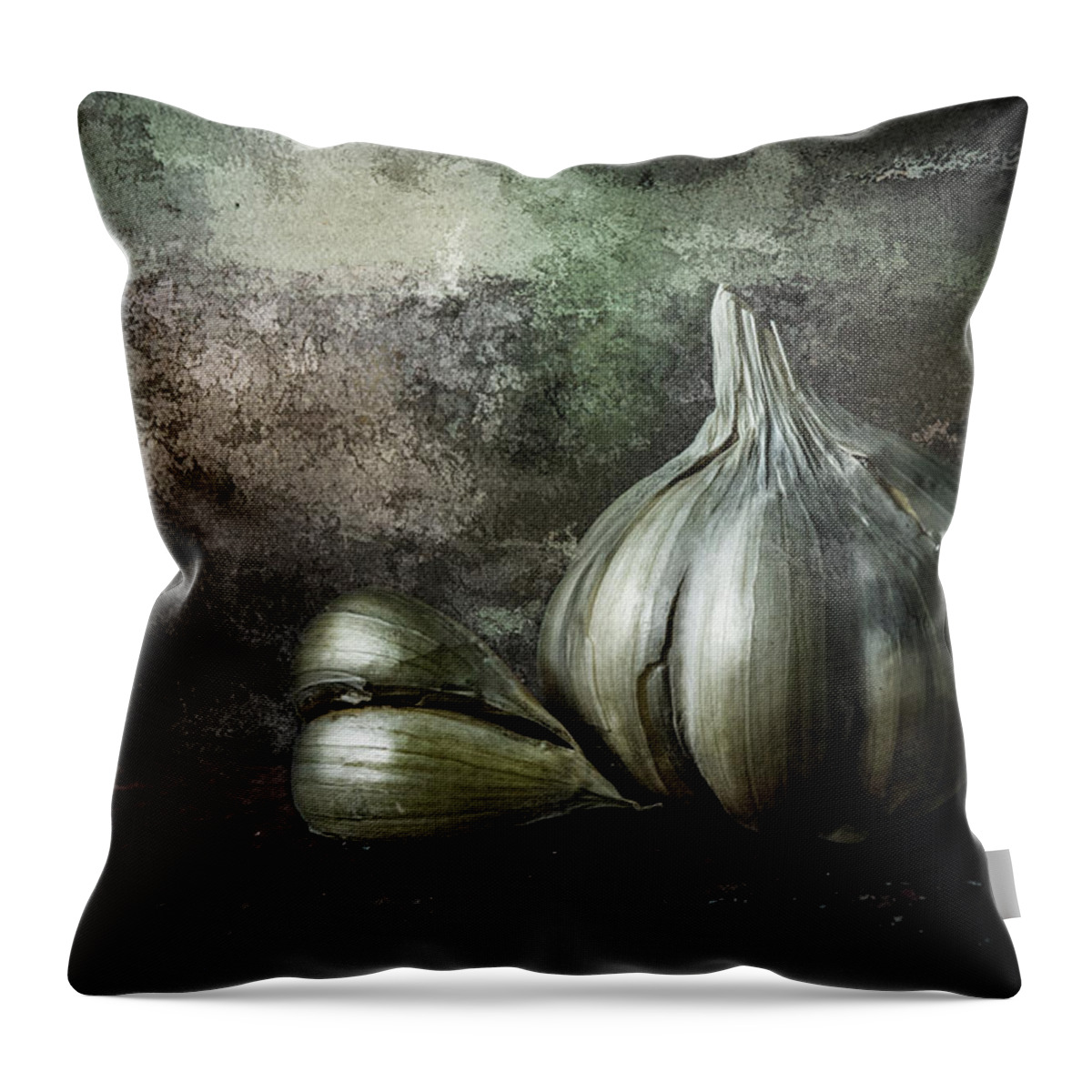 Garlic Throw Pillow featuring the photograph Garlic 4 by Michael Arend