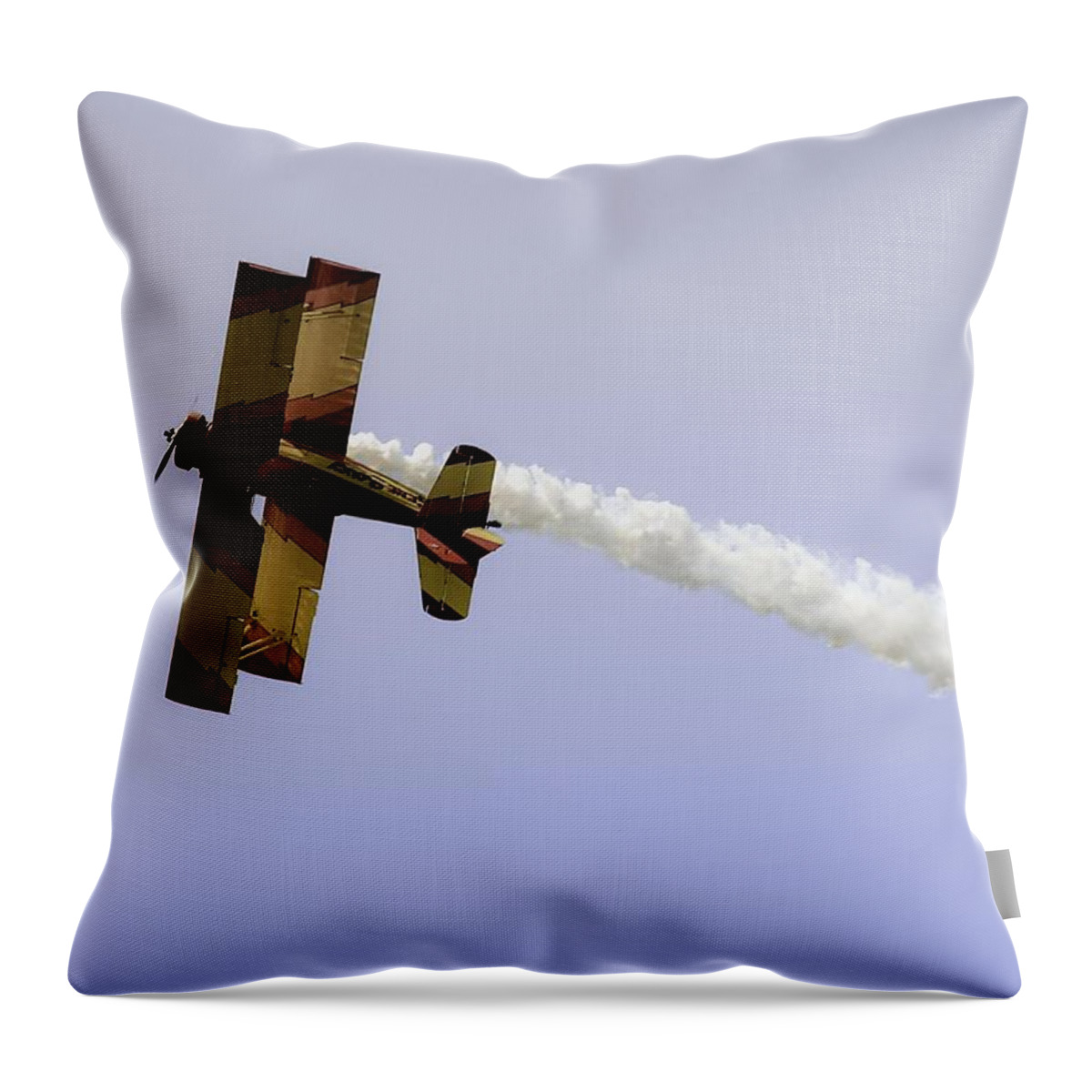 Airshow Throw Pillow featuring the photograph Gene Cousey by Michael Nowotny