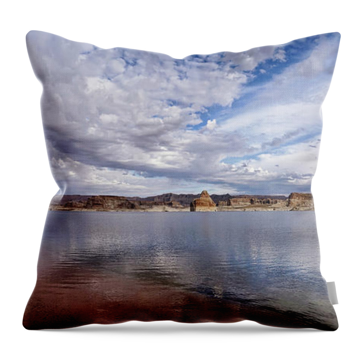 Lake Powell Recreation Area Throw Pillow featuring the photograph Glorious Morning by Leda Robertson