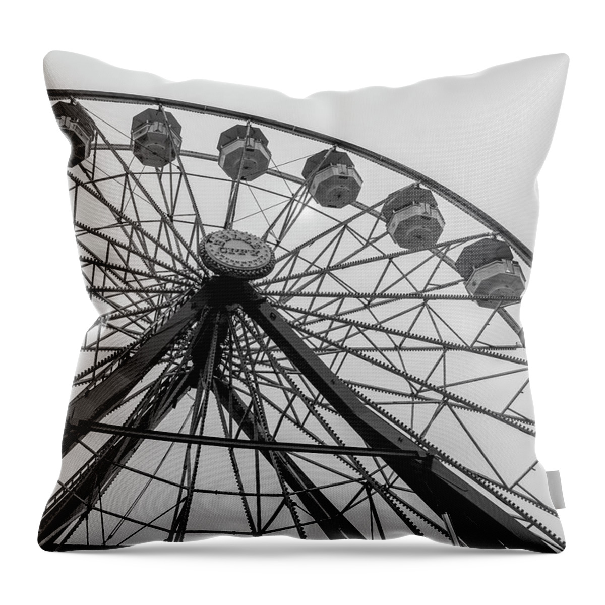 Photo For Sale Throw Pillow featuring the photograph Goin' Round by Robert Wilder Jr