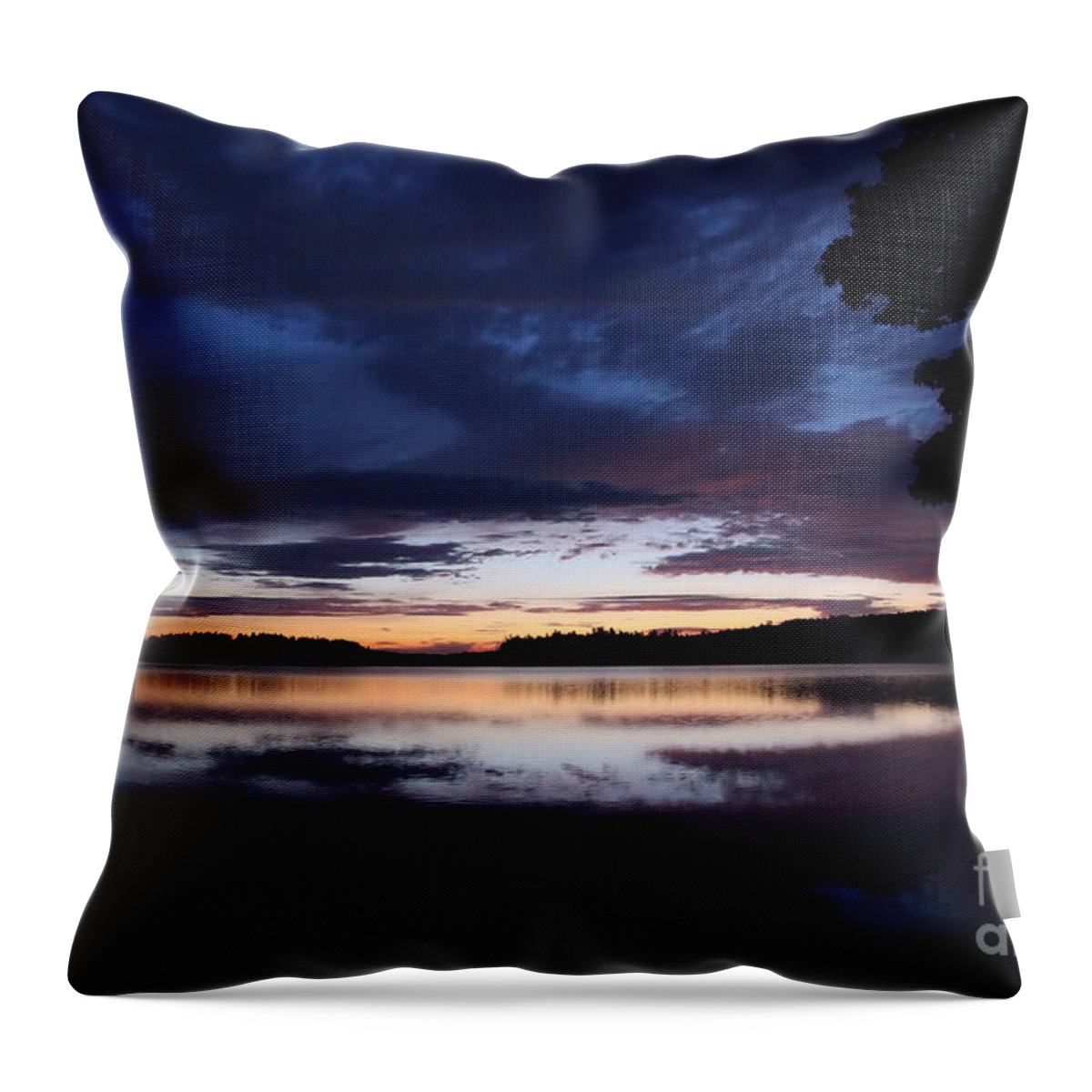 Landscape Throw Pillow featuring the photograph Greeting The Dawn by Sandra Huston