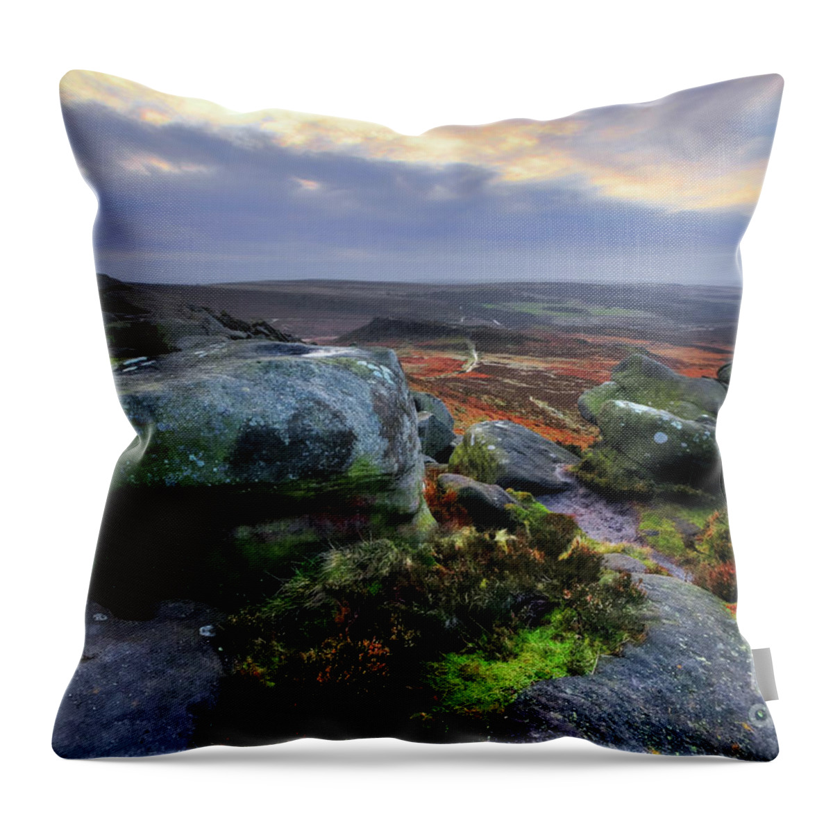 Derbyshire Throw Pillow featuring the photograph Higger Tor 11.0 by Yhun Suarez