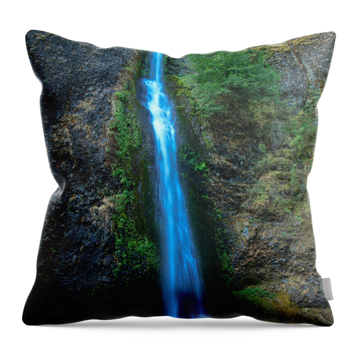 River Throw Pillow featuring the photograph Horsetail Falls by Robert Bales