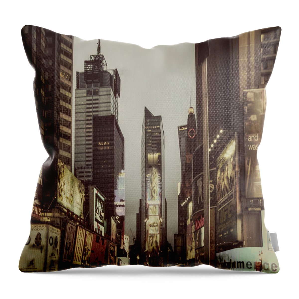 Kremsdorf Throw Pillow featuring the photograph Into A Sea Of Souls by Evelina Kremsdorf
