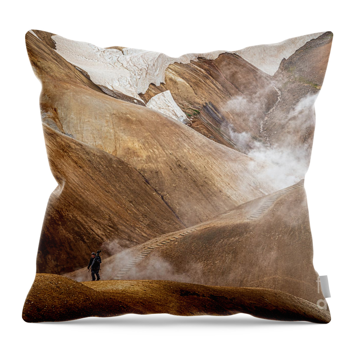 Iceland Throw Pillow featuring the photograph Kerlingafjoll mountain by Izet Kapetanovic