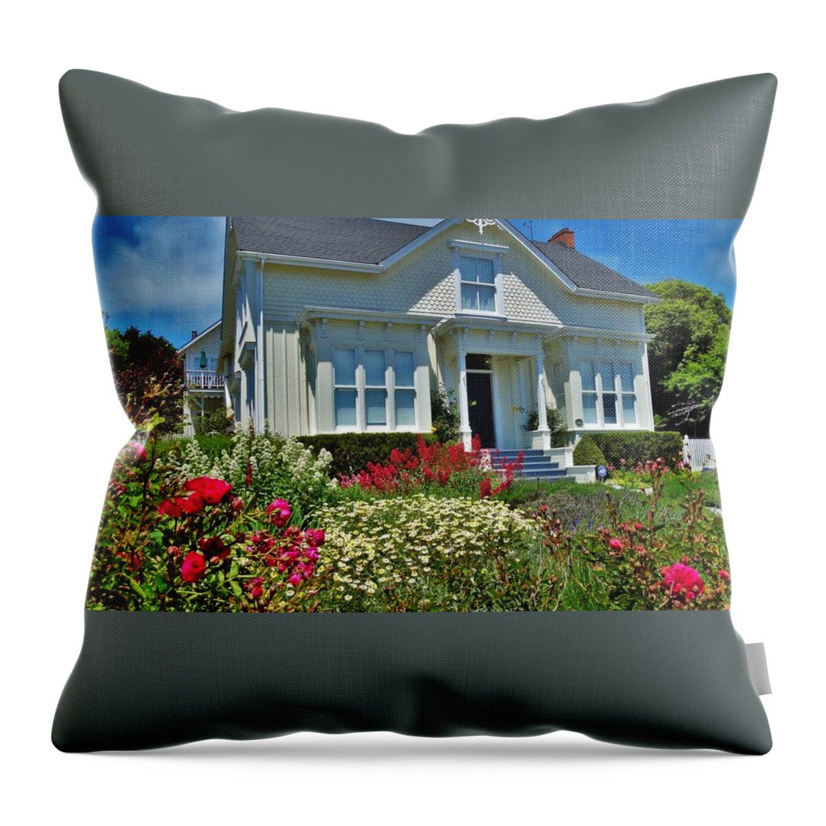 Mendocino Throw Pillow featuring the photograph Mendocino Cottage by Lisa Dunn