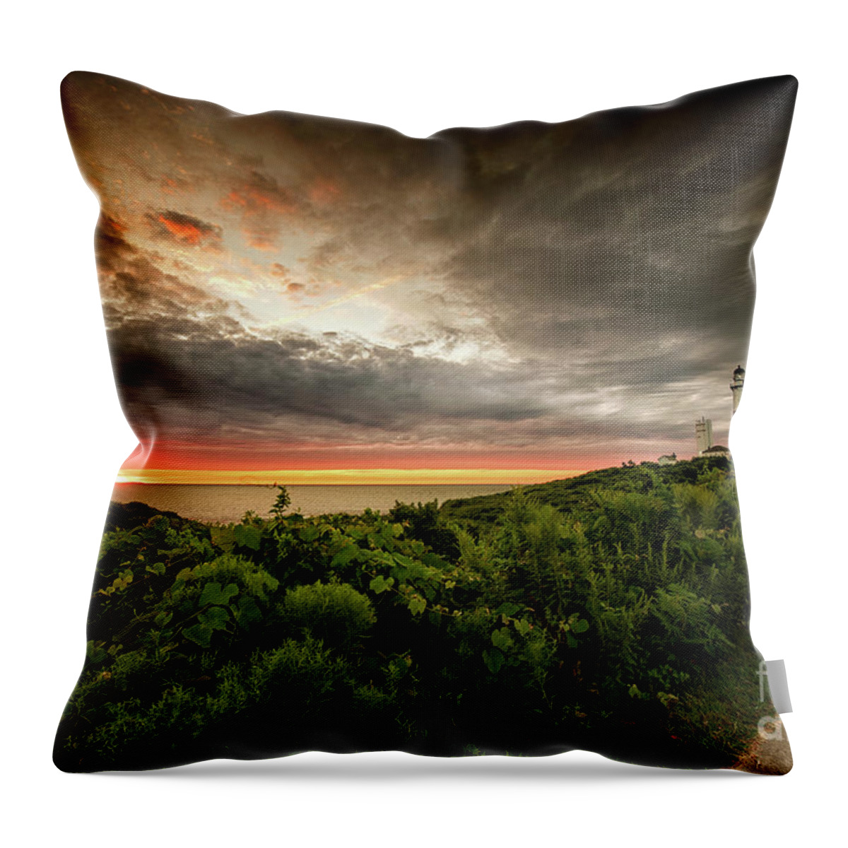 Stary Throw Pillow featuring the photograph Montauk Sunrise by Alissa Beth Photography