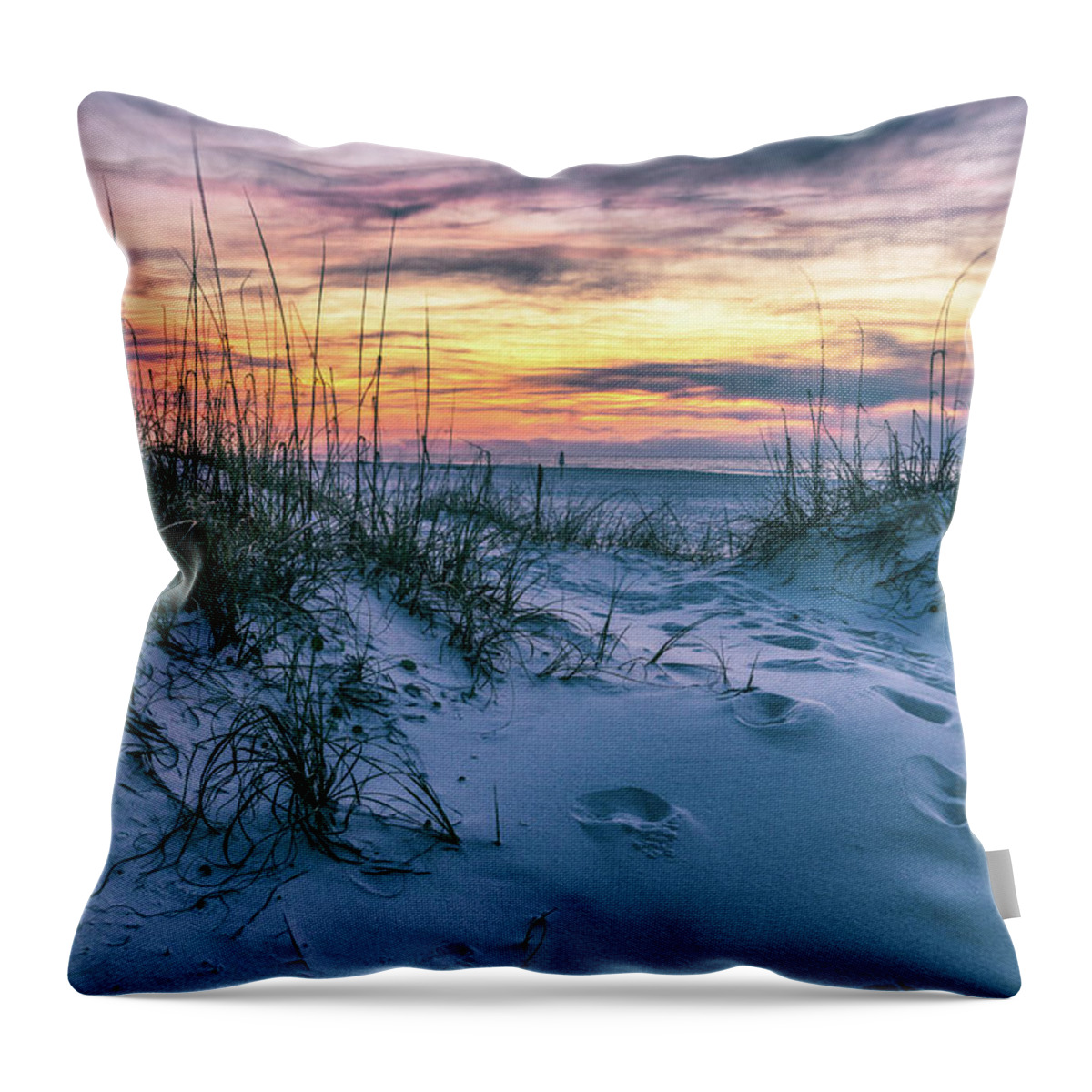 Alabama Throw Pillow featuring the photograph Morning sunrise at the Beach by John McGraw