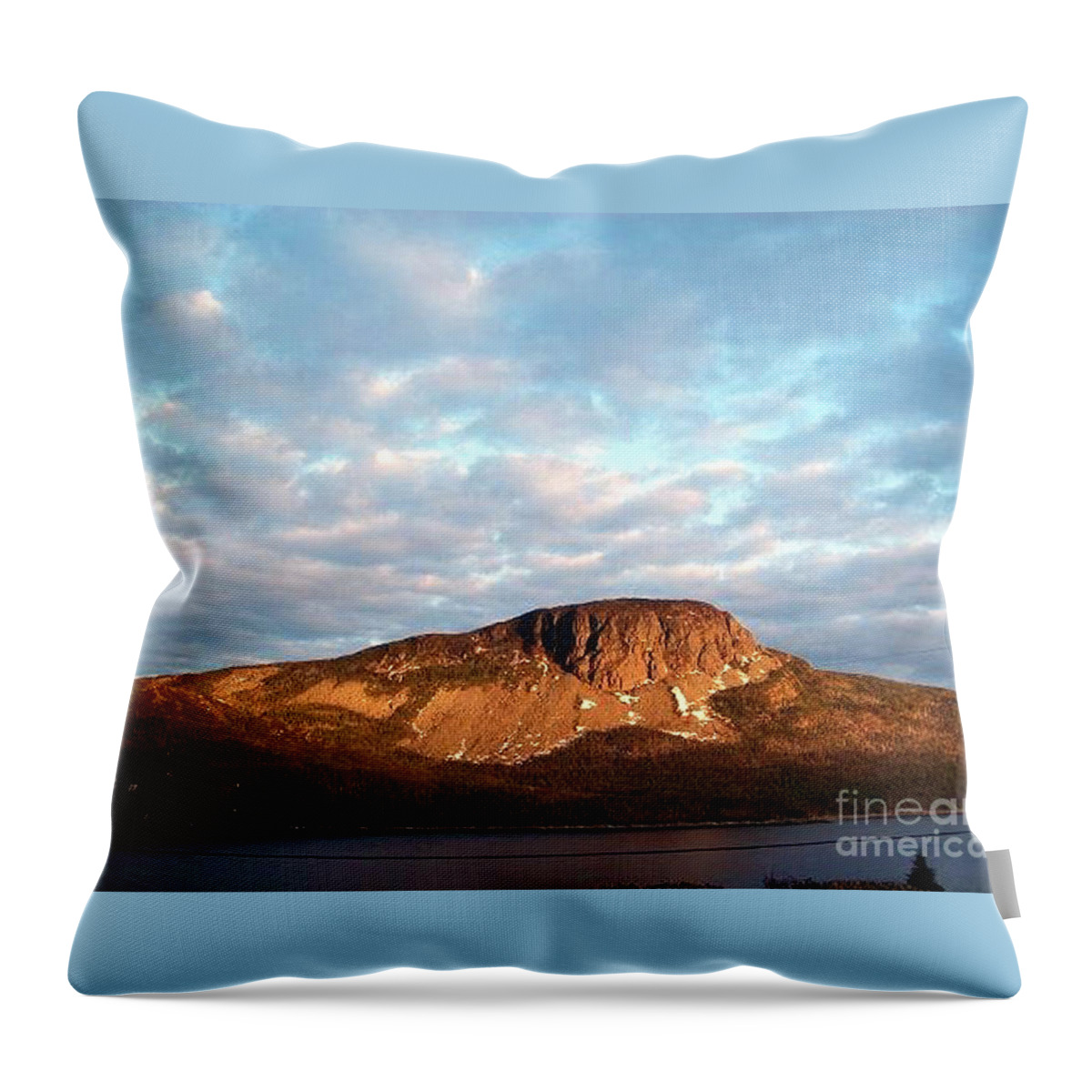 Pink Sky Throw Pillow featuring the photograph Mottled Sky of Late Spring by Barbara A Griffin