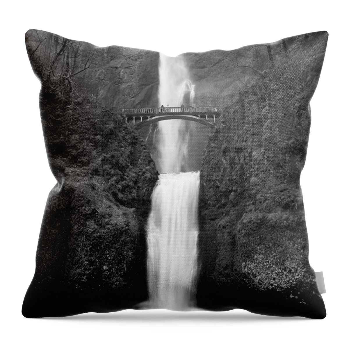 Waterfall Throw Pillow featuring the photograph Multnomah Falls by Ryan Workman Photography