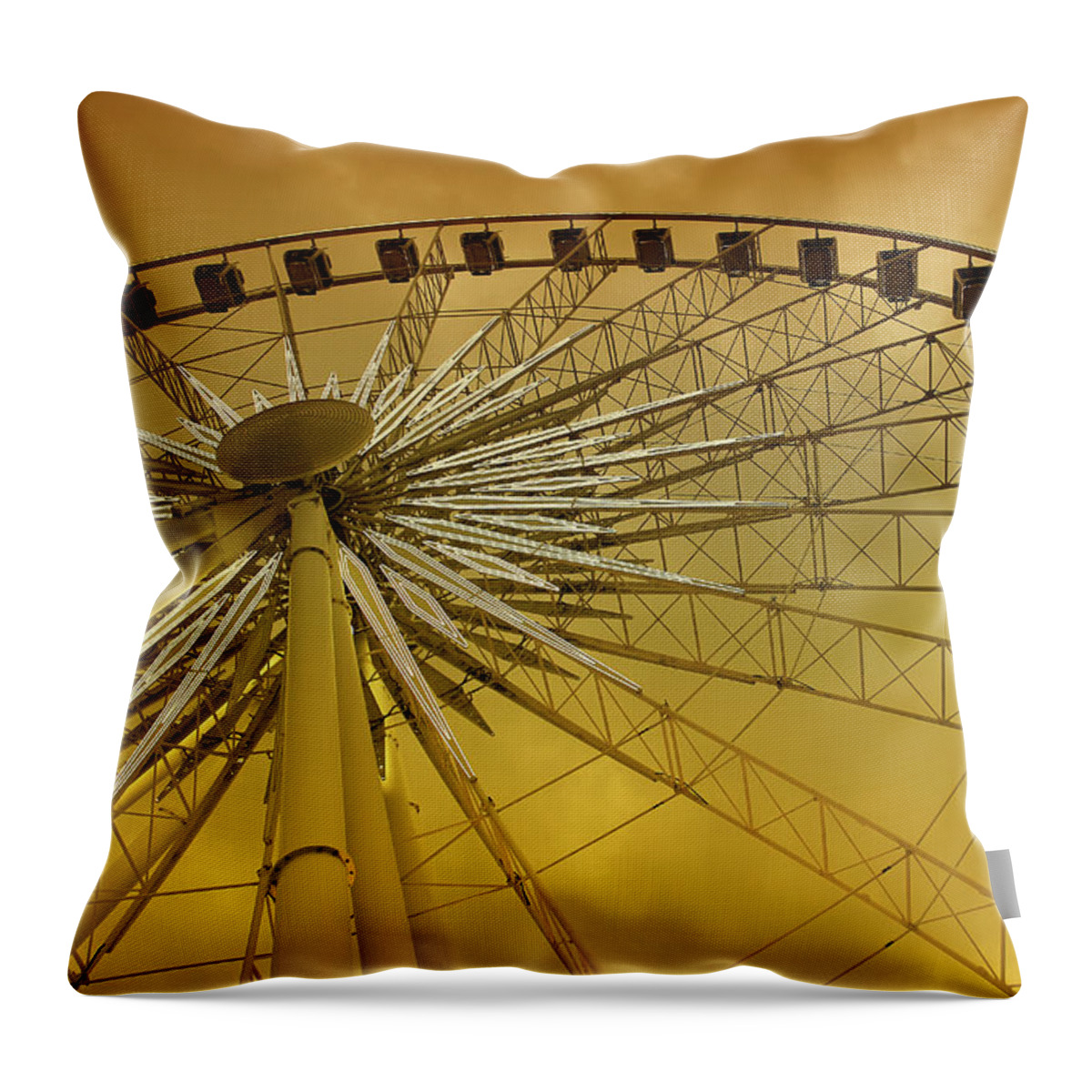 Skywheel Throw Pillow featuring the photograph Niagara SkyWheel by Teresa Zieba
