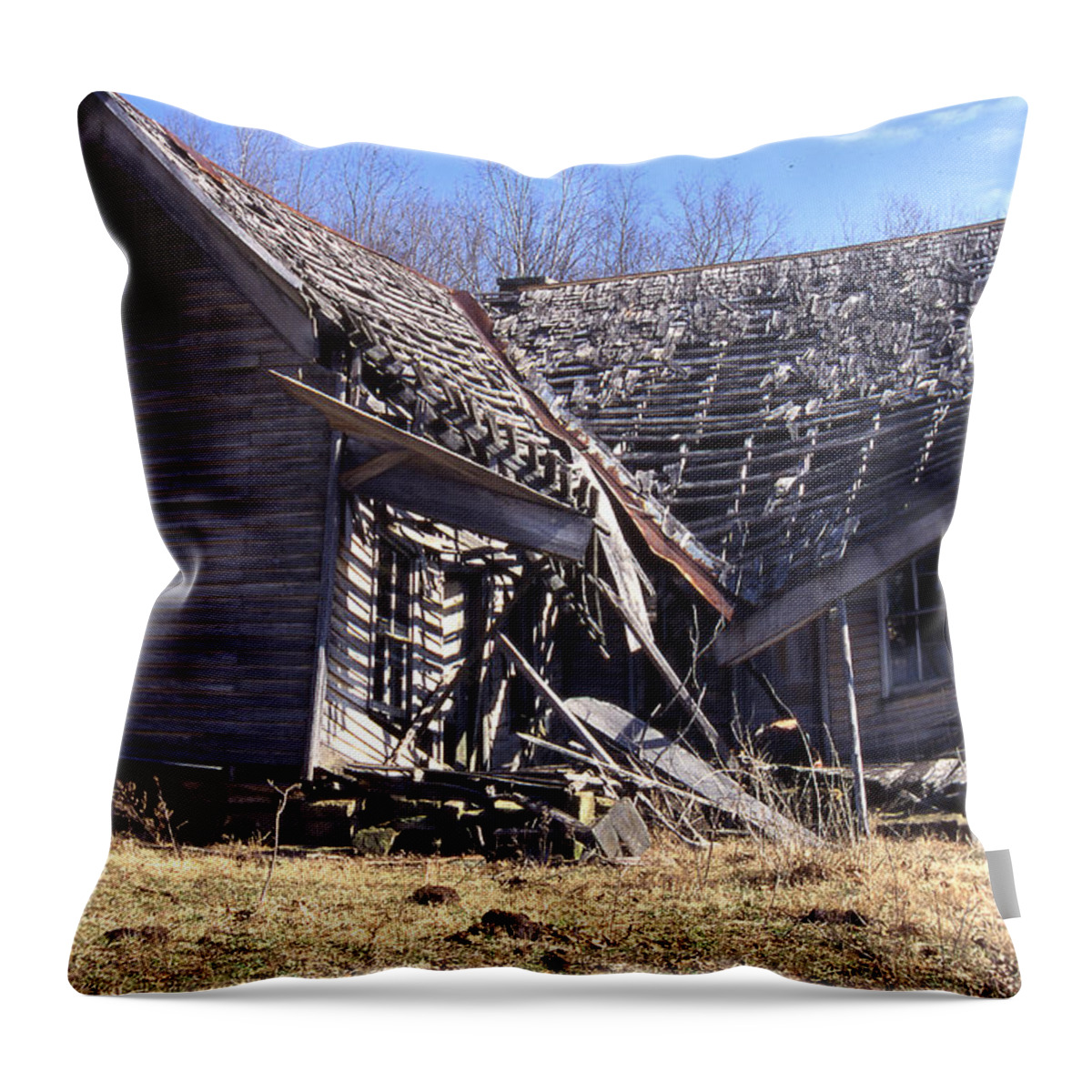  Throw Pillow featuring the photograph Old House b by Curtis J Neeley Jr