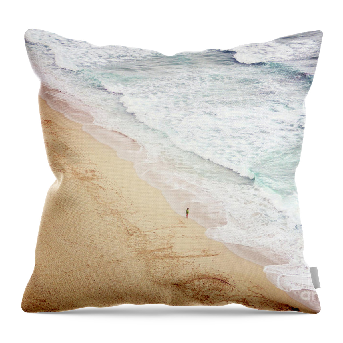 Pedn Vounder Throw Pillow featuring the photograph Pedn Vounder by Lyn Randle