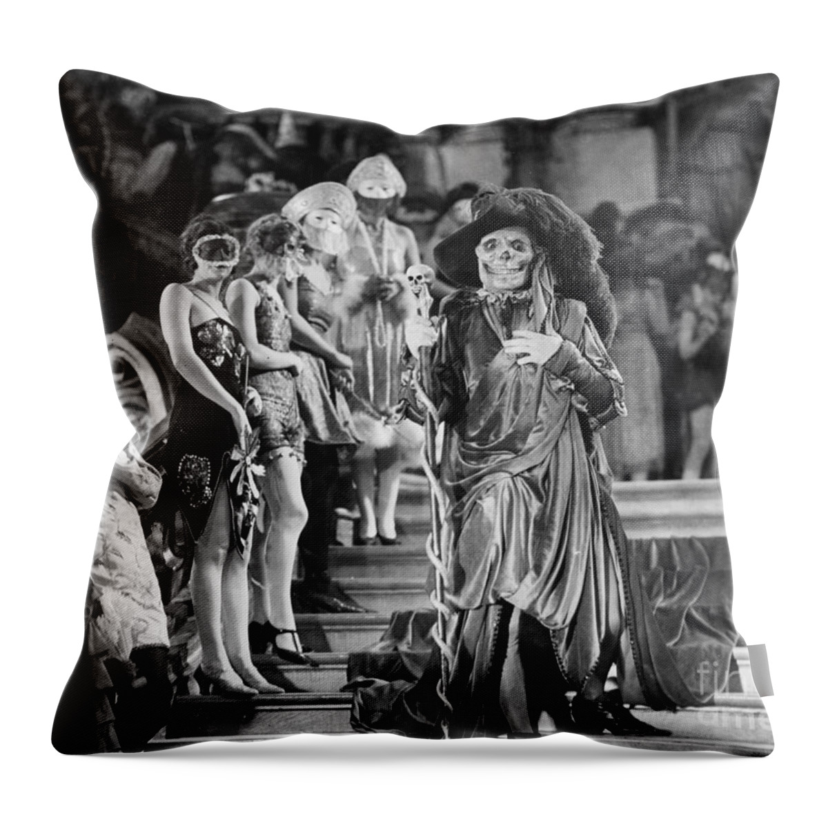 1925 Throw Pillow featuring the photograph Phantom Of The Opera, 1925 by Granger