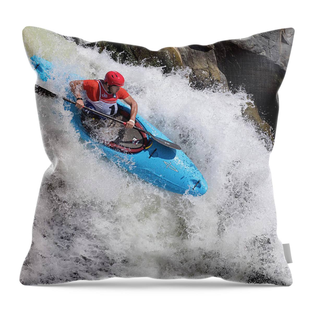 Potomac River Throw Pillow featuring the photograph Slicing to the Finish by Art Cole