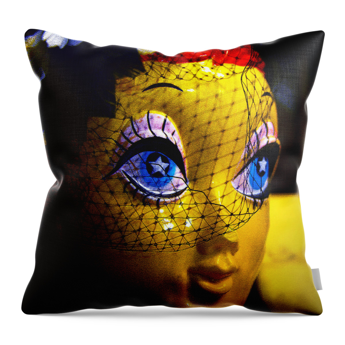 Starry Eyed Throw Pillow featuring the photograph Starry Eyed by David Lee Thompson