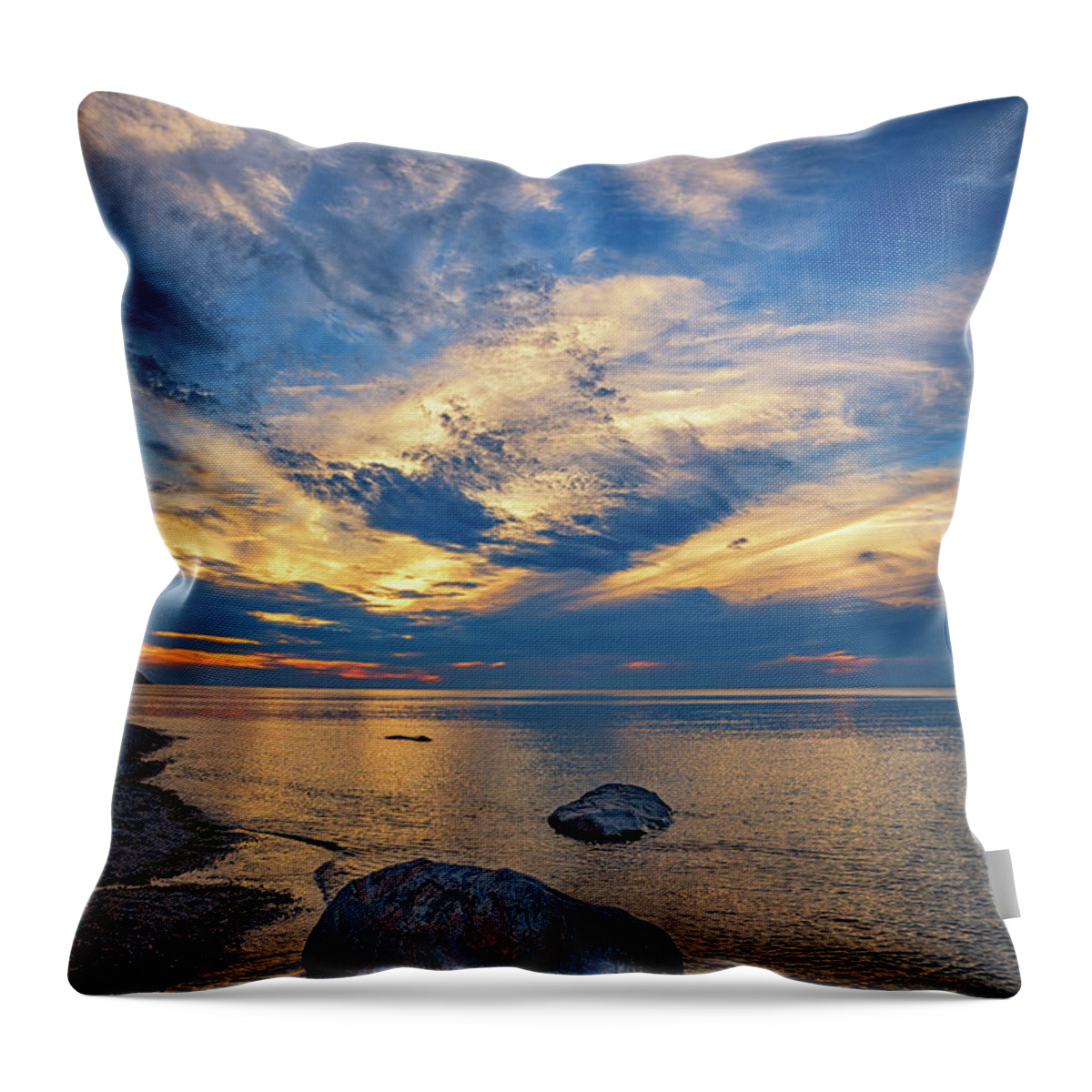 Wildwood State Park Throw Pillow featuring the photograph Sunset in Wading River by Rick Berk