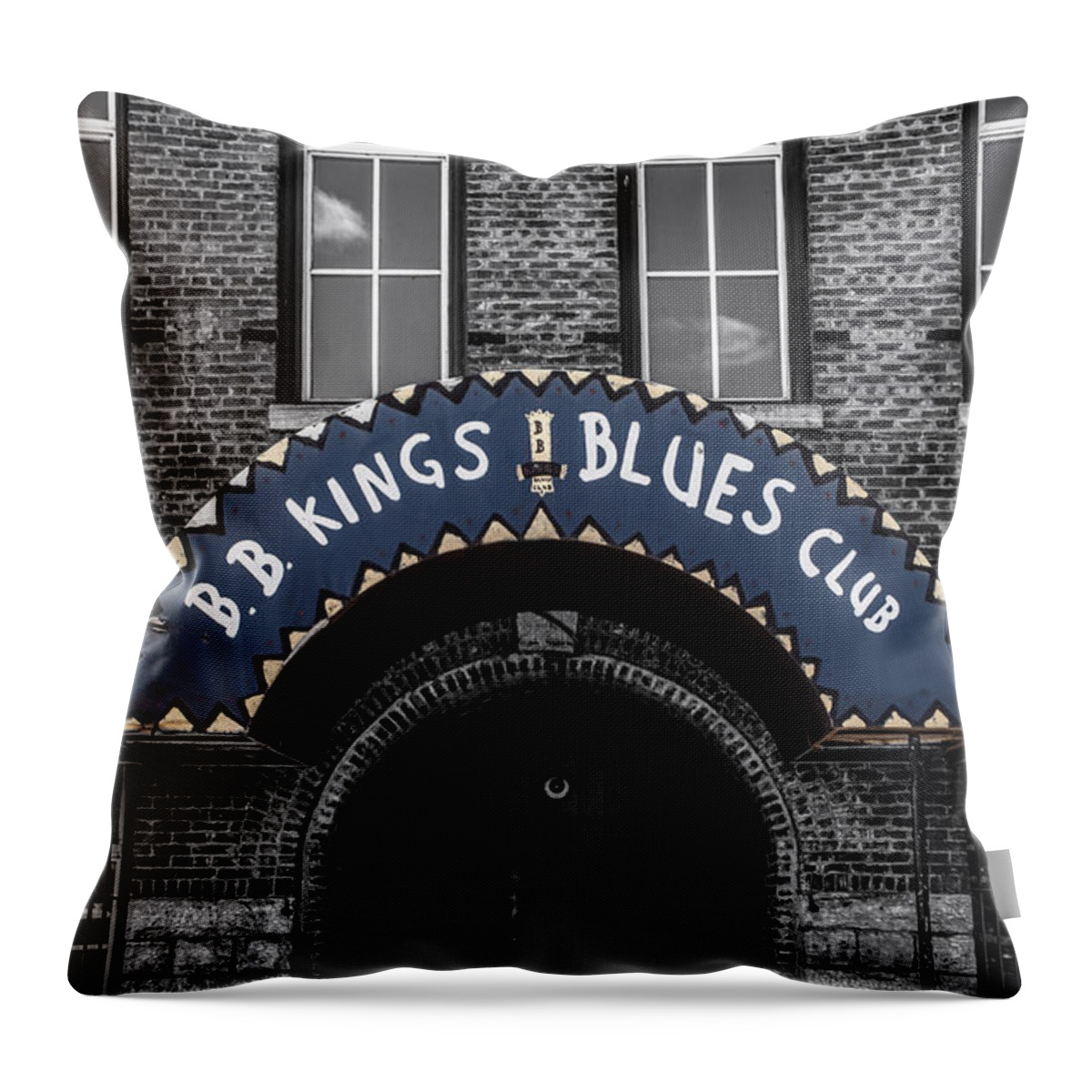 B.b. King Throw Pillow featuring the photograph The King's Club by Ray Congrove