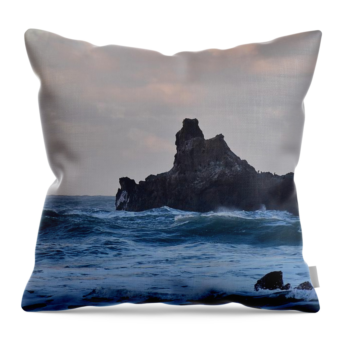The Lost Coast Throw Pillow featuring the photograph The Pacific Ocean by Maria Jansson