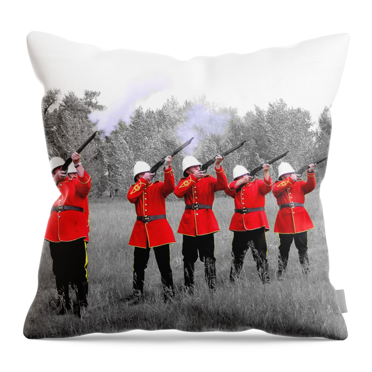 Al Bourassa Throw Pillow featuring the photograph The Volley by Al Bourassa