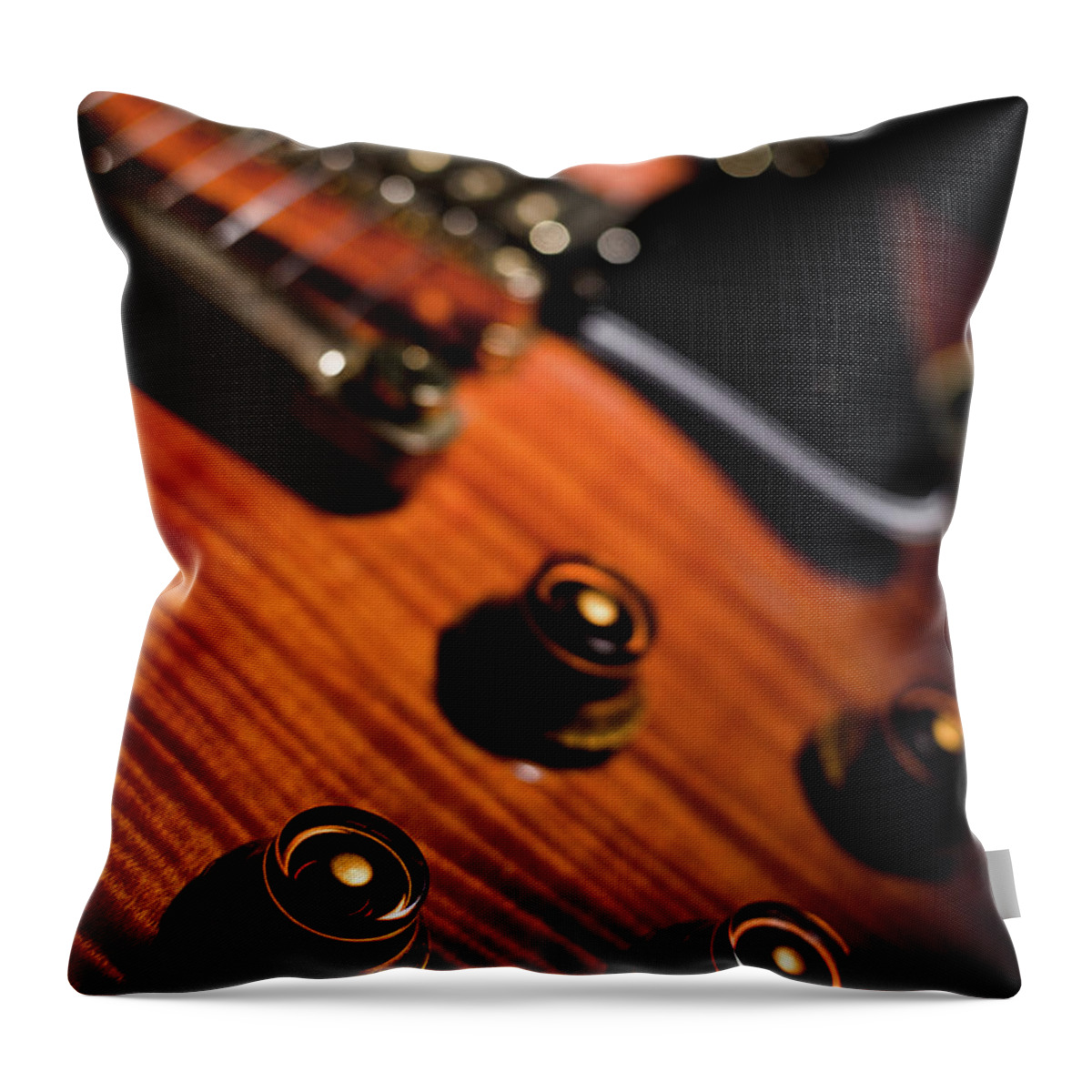 Les Paul Guitar Throw Pillow featuring the photograph Tune Into Focus by David Sutton