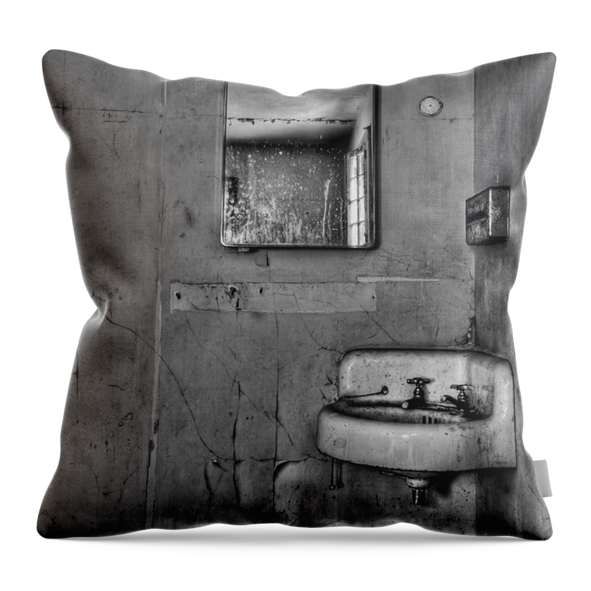 Wall Throw Pillow featuring the photograph Wash Away Your Fears by Evelina Kremsdorf