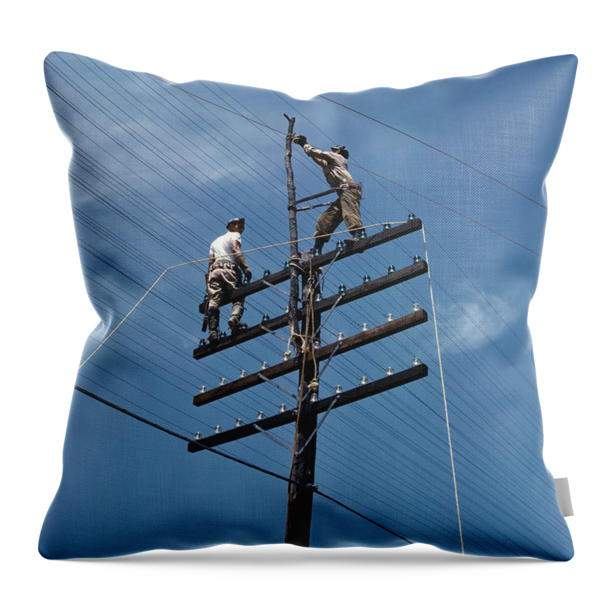Richard Reeve Throw Pillow featuring the photograph Working The Line by Richard Reeve