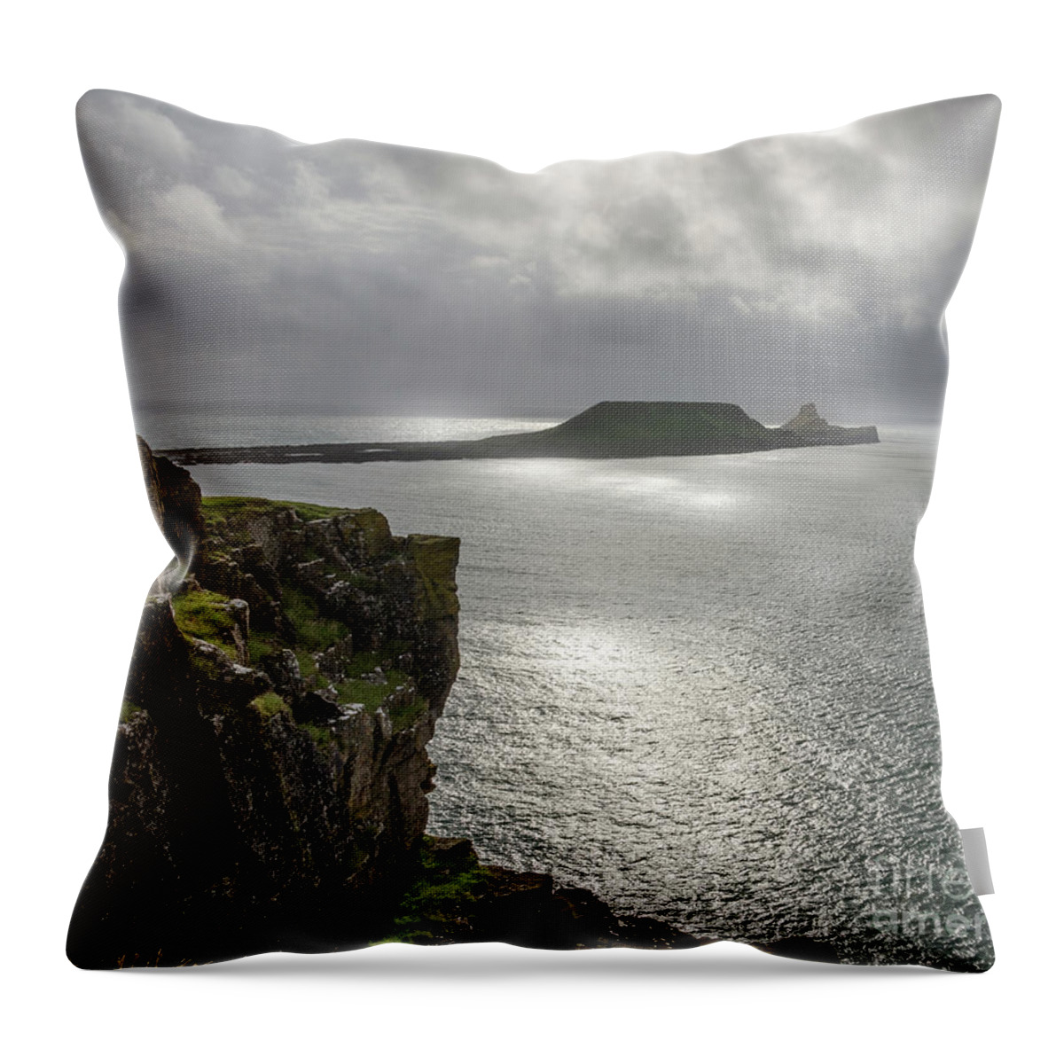 Worms Throw Pillow featuring the photograph Worms Head, Rhossili Bay 2 by Perry Rodriguez