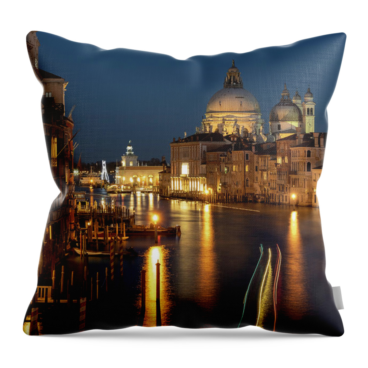 Basc Throw Pillow featuring the photograph Evening light in Venice #3 by Sue Leonard